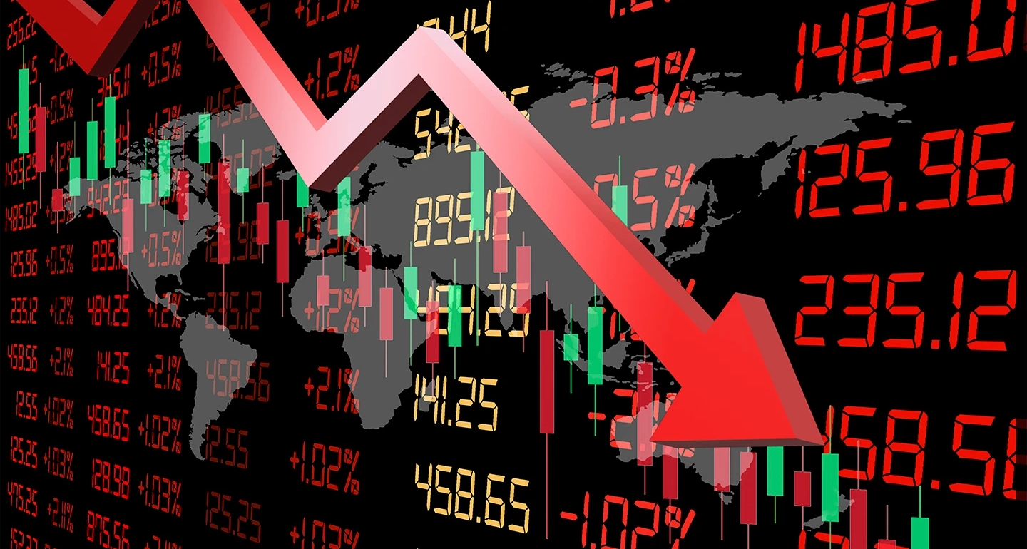 ตลาดหุ้นสหรัฐฯ ร่วงหนัก ดาวโจนส์ทรุด 1,679 จุด S&P 500 และ Nasdaq ร่วงแรงที่สุดนับตั้งแต่ปี 2563
